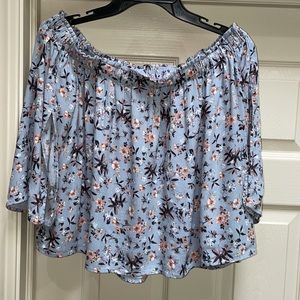 ASTR  Floral Print Summer Top Size Meduim
